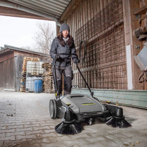 Подметальная машина Karcher KM 70/20 C 2SB